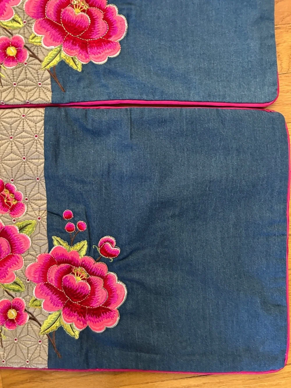 Anthro PIP‎ Studio Polysilk embroidered pillow cushion covers set of 2 12x20